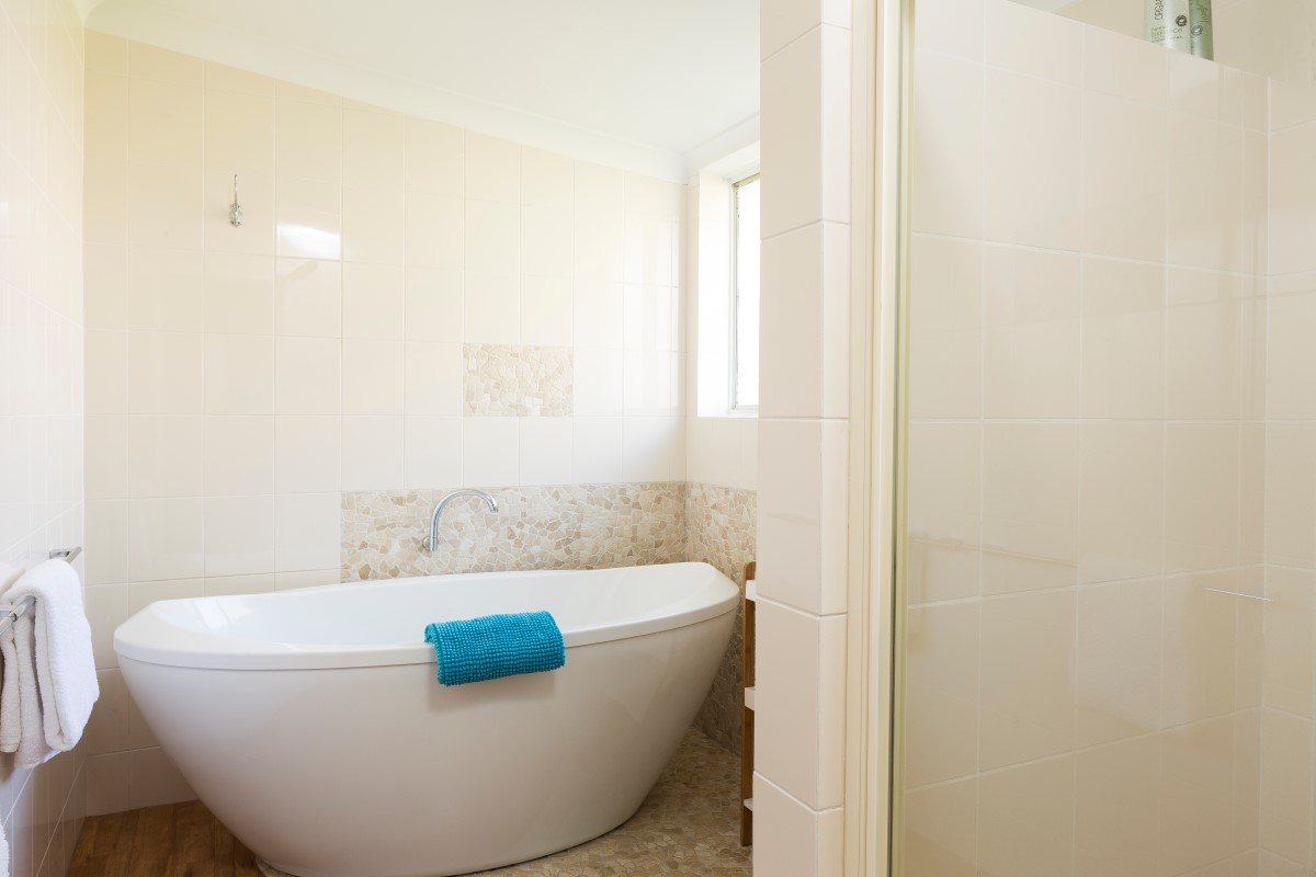 Bathroom has a luxury free standing bath, all towels & soaps are provided.